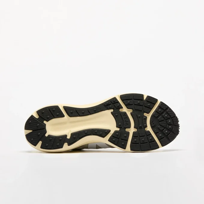 Condor 3 Advanced Engineered-Mesh Full White Condor 3 Advanced Engineered-Mesh Full White