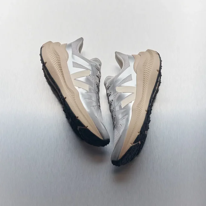 Condor 3 Advanced Engineered-Mesh Silver Cashew Almond