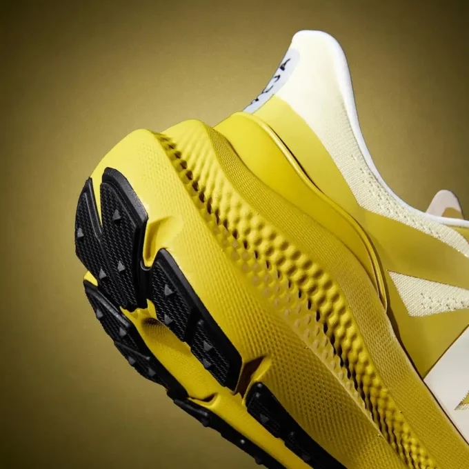 Condor 3 Advanced Engineered-Mesh Sun Liquor