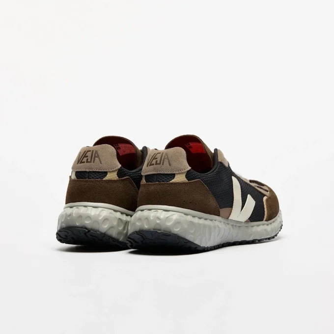 Condor Royale Alveomesh Black Cashew Eagle