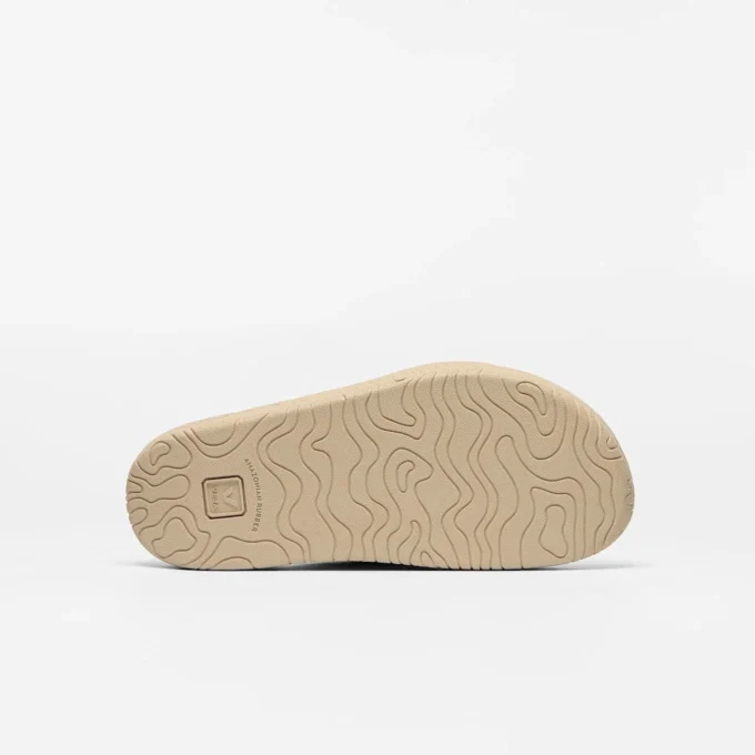 Etna Suede Aqua Almond