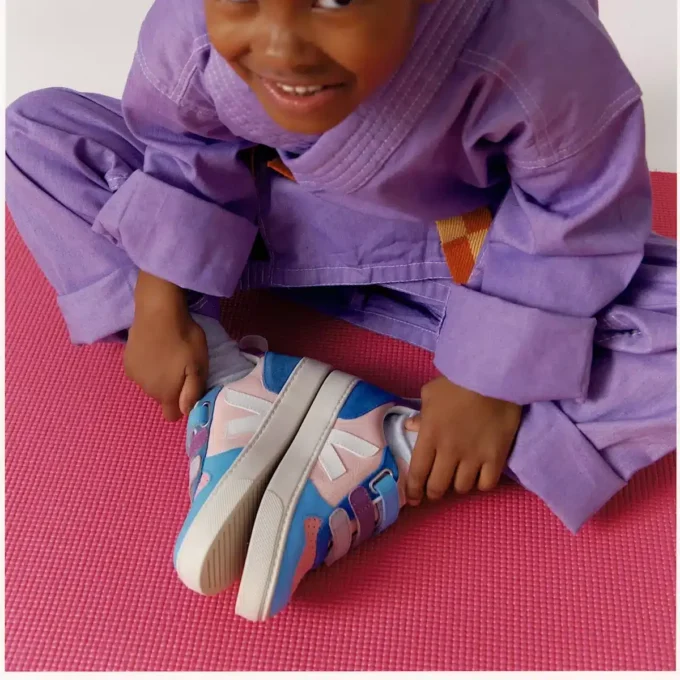 V-10 Leather Multico Petale White