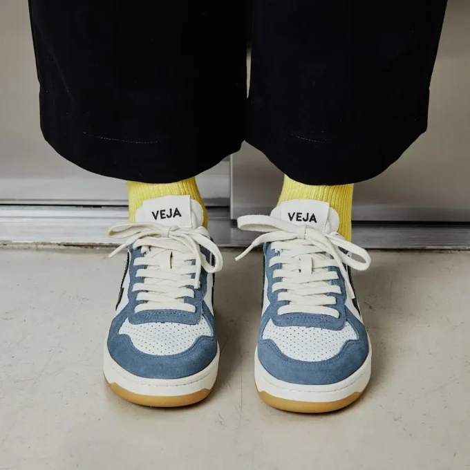 V-10 Leather White Black California