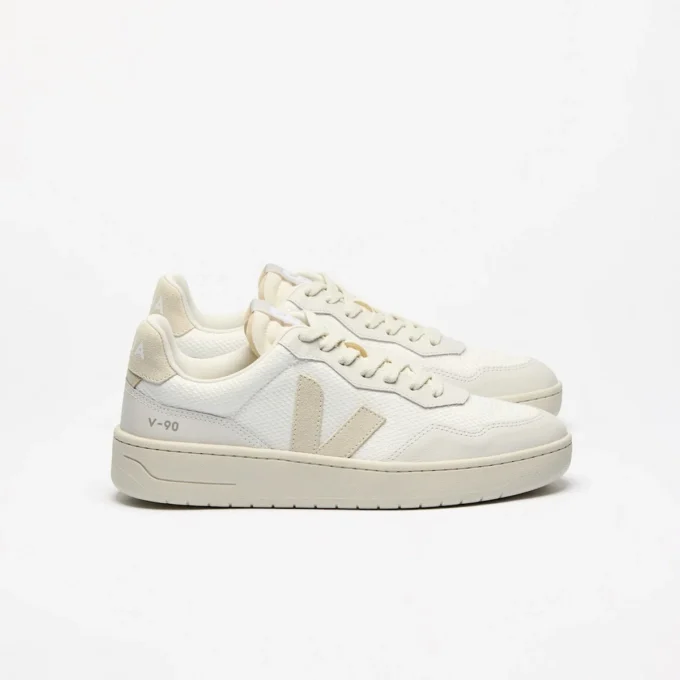 V-90 B-Mesh White Pierre