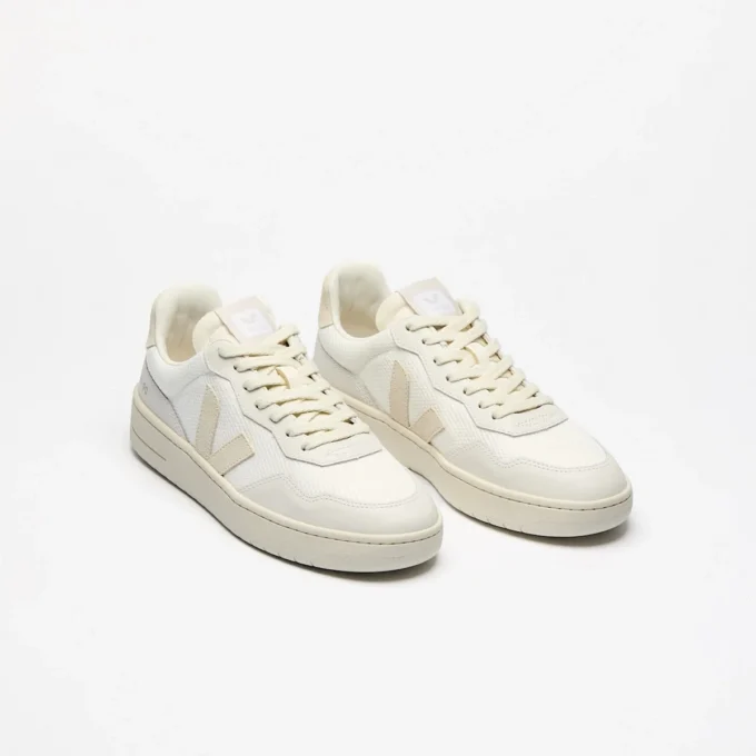 V-90 B-Mesh White Pierre