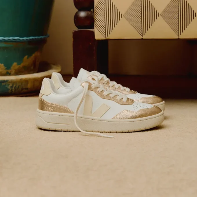 V-90 Leather White Calcaire Platine