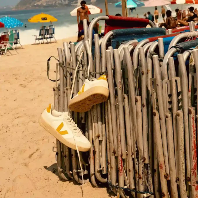 V-90 Leather White Toscane Natural