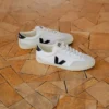 Volley Canvas White Black