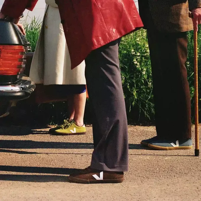 Volley Suede Eagle Swan