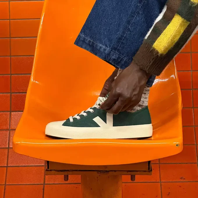 Wata Ii Low Canvas Poker Pierre